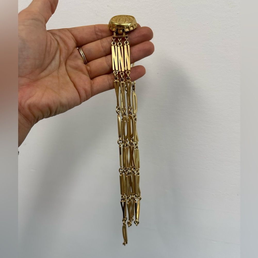 Vintage DKNY 80’s RARE Bottle Cap Layered Necklace Gold Tone - Picture 8 of 13